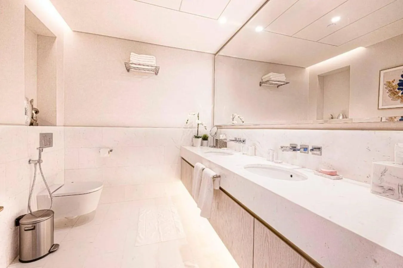 Iconic Views At The Palm Tower Suite Dubai 0*,