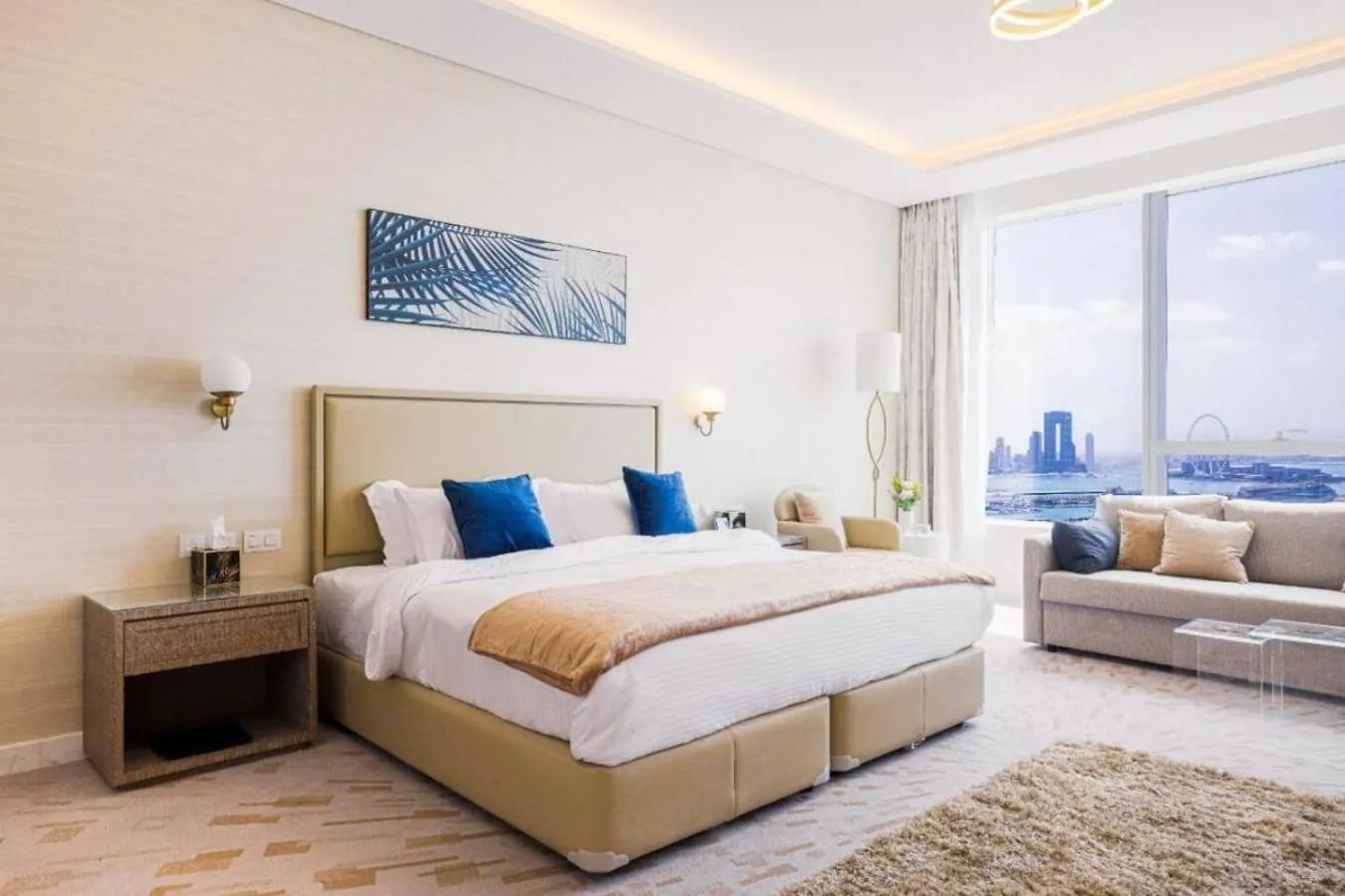 Iconic Views At The Palm Tower Suite Dubai