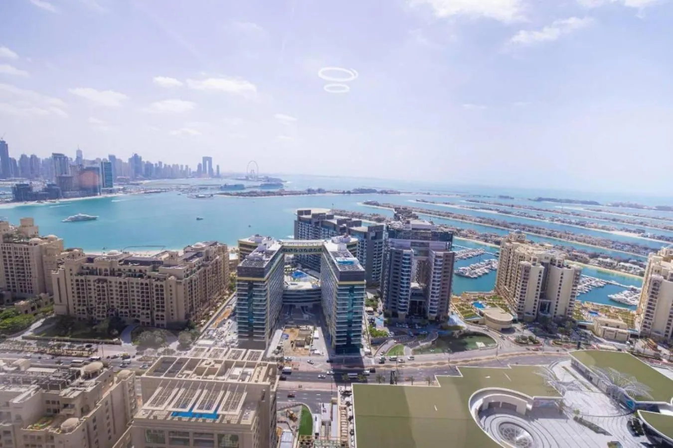 Iconic Views At The Palm Tower Suite Dubai United Arab Emirates