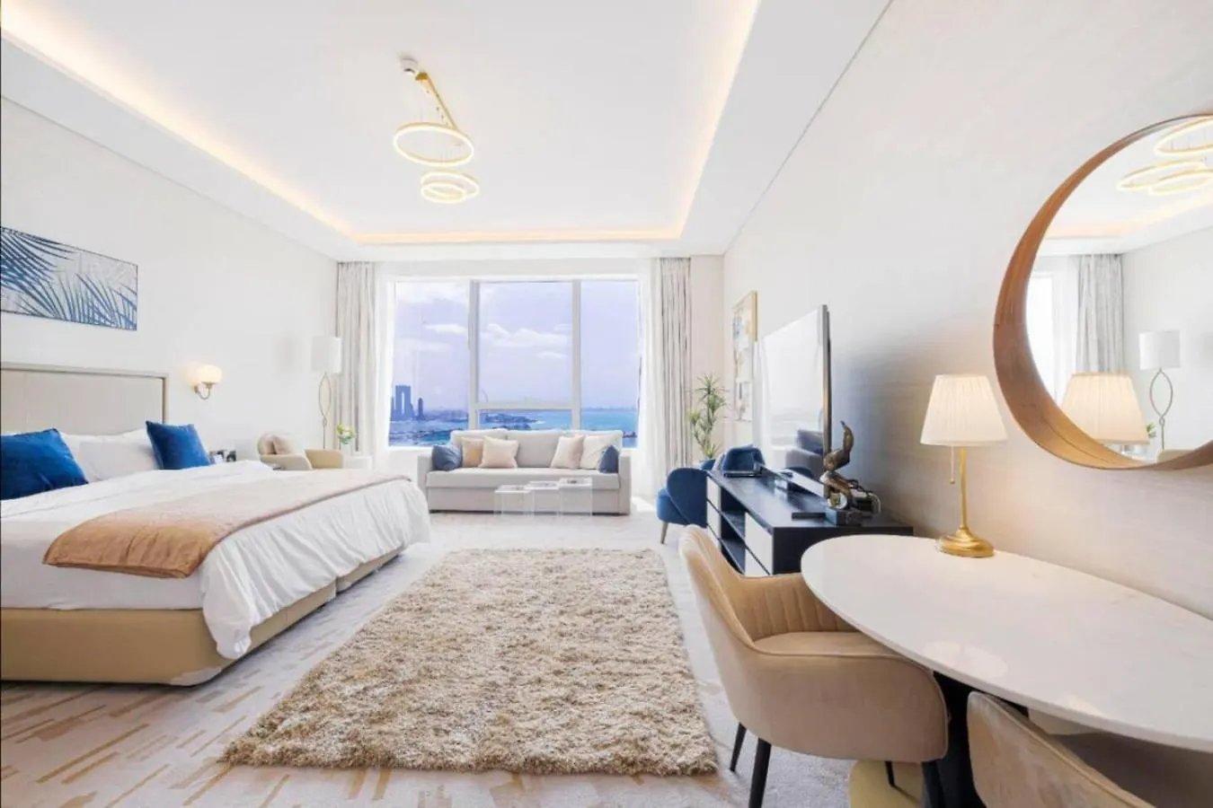 Iconic Views At The Palm Tower Suite contacts